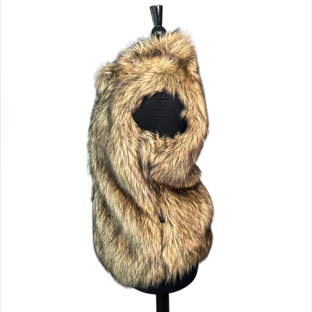 Ci Sono By Cavalini Faux Fur Vest - Picture 9 of 16